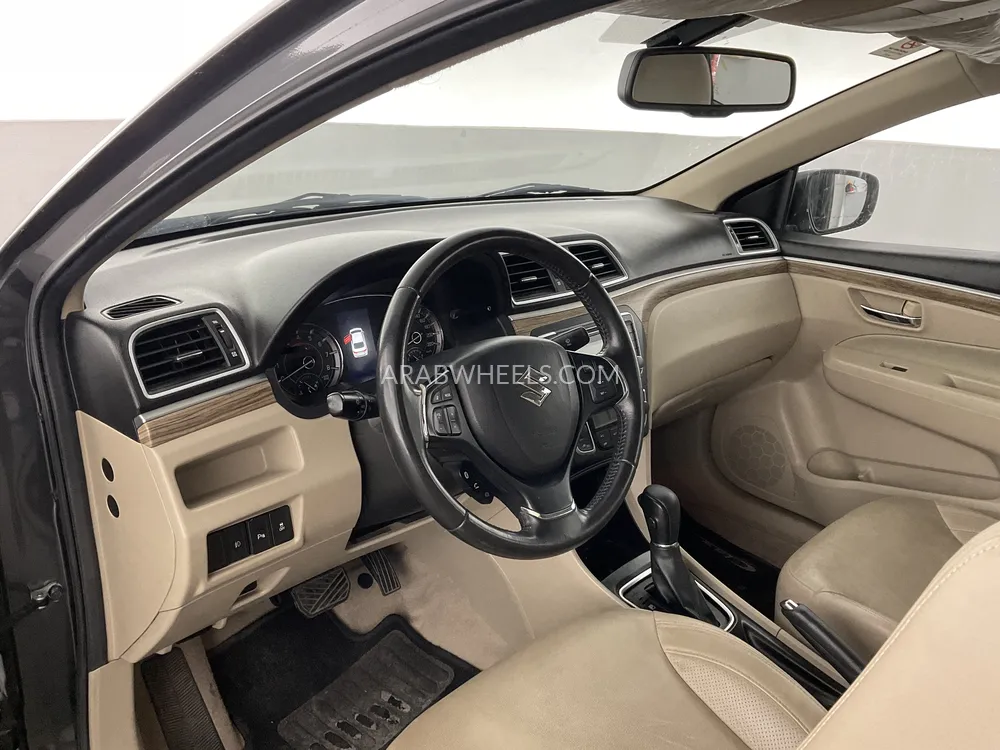 Suzuki Ciaz 2023 for Sale in Dubai Image-9