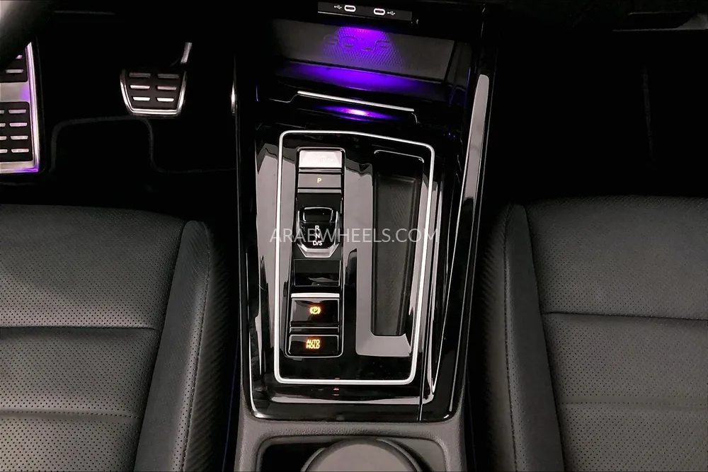 Volkswagen Golf 2024 for Sale in Sharjah Image-15