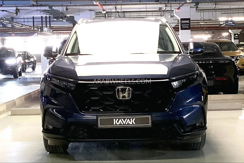 هوندا سي آر-في 2024 for Sale in الشارقة Image-2