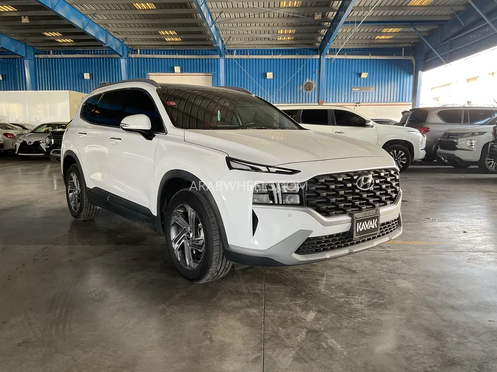 Hyundai Santa Fe 2023 for Sale in Sharjah Image-3