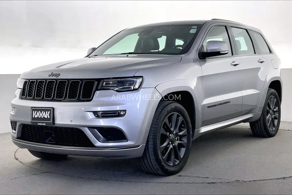 Jeep Grand Cherokee 2018 for Sale in Sharjah Image-1