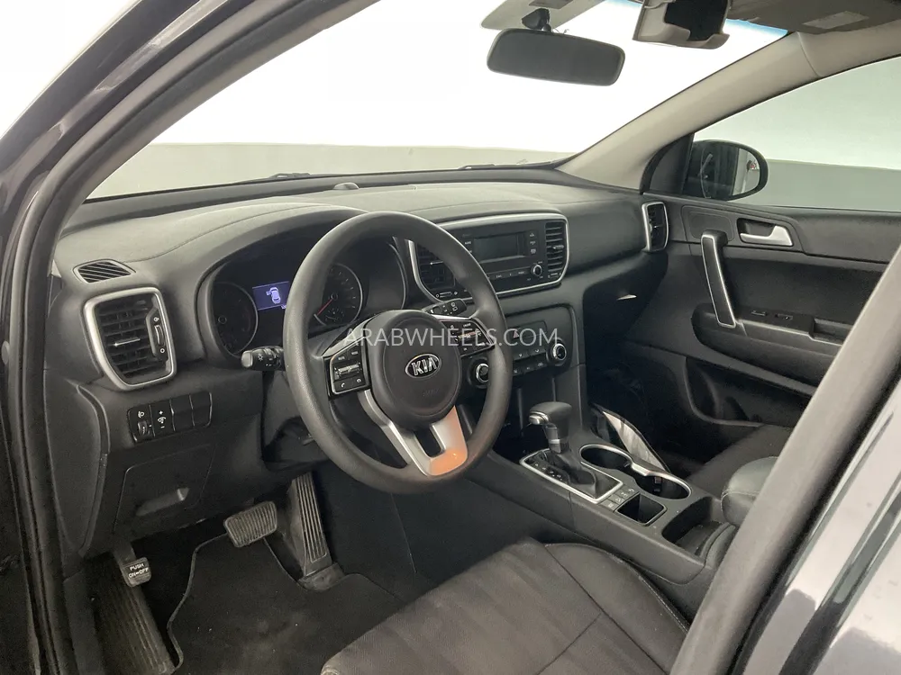 Kia Sportage 2019 for Sale in Sharjah Image-9