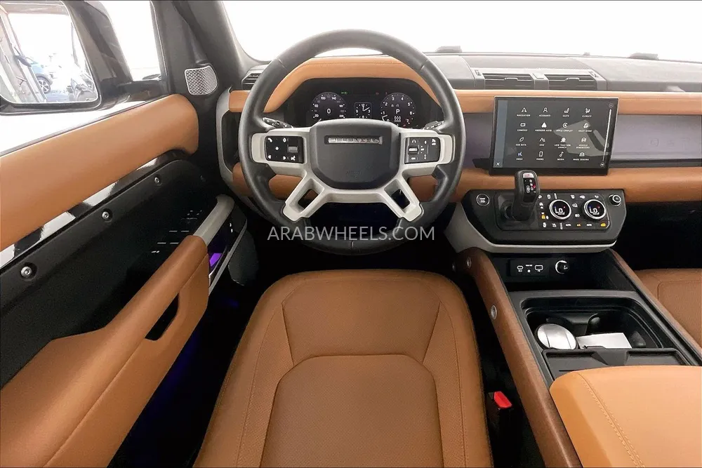 Land Rover Defender 2023 for Sale in Sharjah Image-30