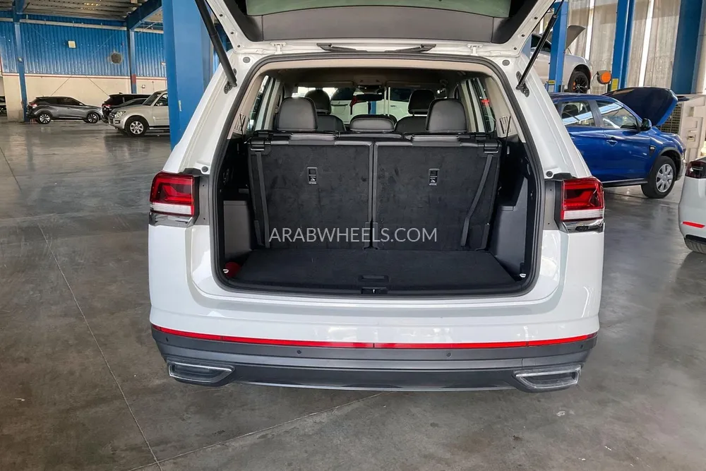 Volkswagen Teramont 2024 for Sale in Dubai Image-15
