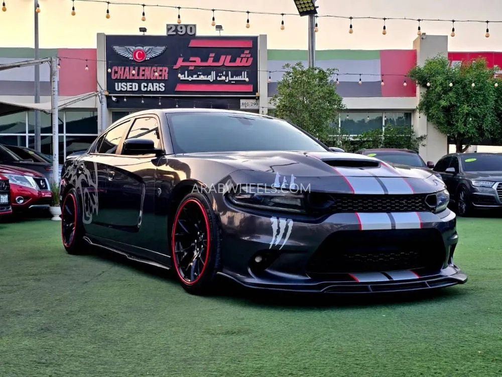 Dodge Charger 2018 for Sale in Sharjah Image-8