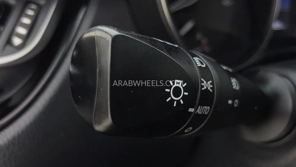 Toyota C-HR 2021 for Sale in Dubai Image-35