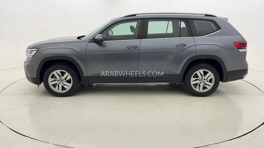 Volkswagen Teramont 2022 for Sale in Dubai Image-6