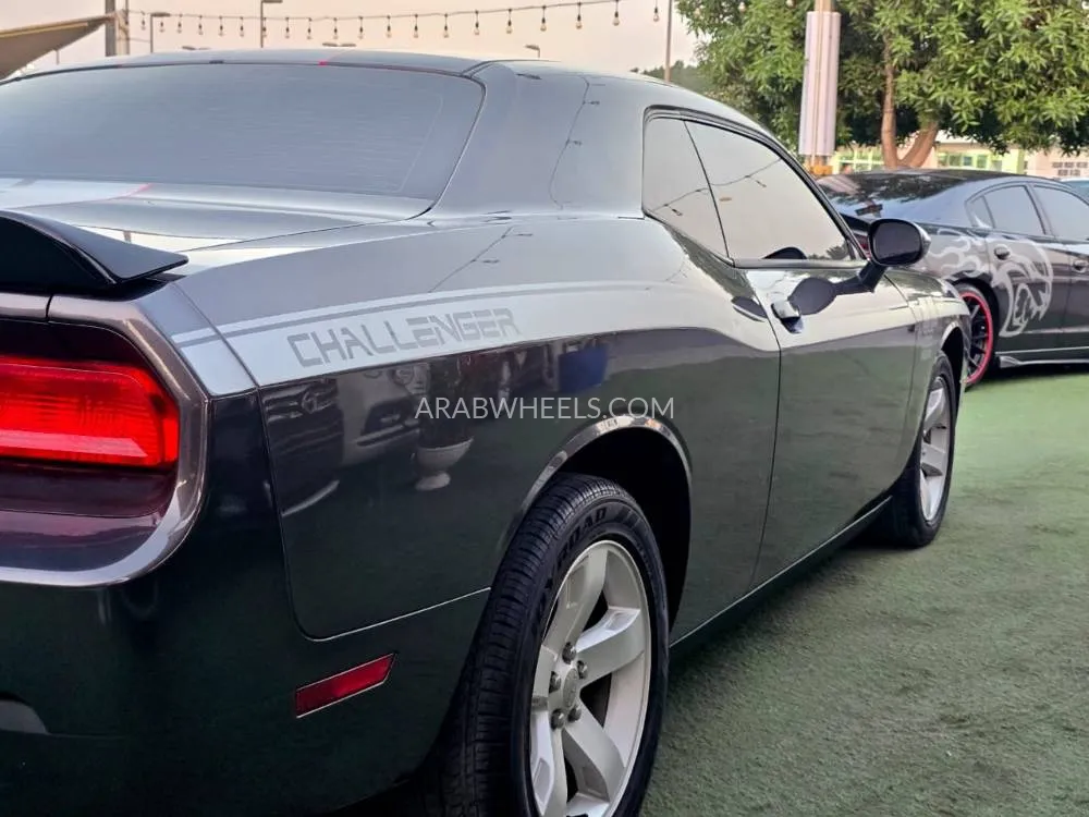 Dodge Challenger 2014 for Sale in Sharjah Image-2