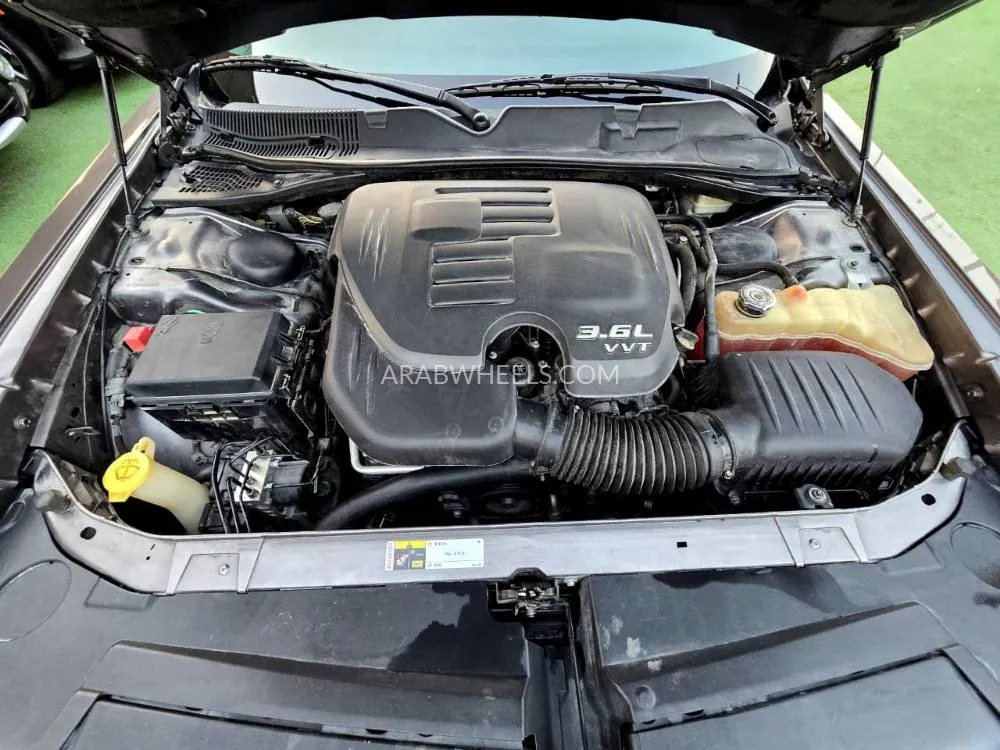 Dodge Challenger 2014 for Sale in Sharjah Image-15