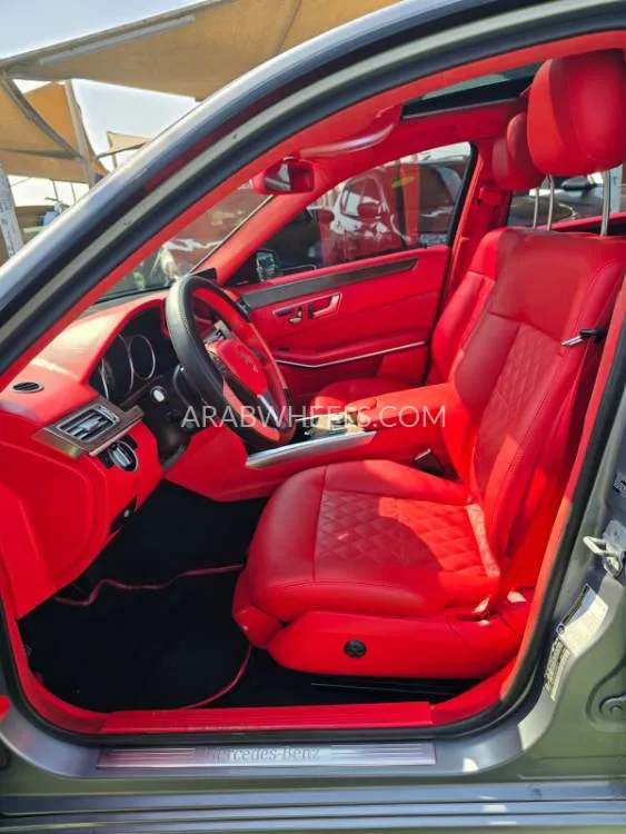 Mercedes Benz E Class 2014 for Sale in Sharjah Image-26