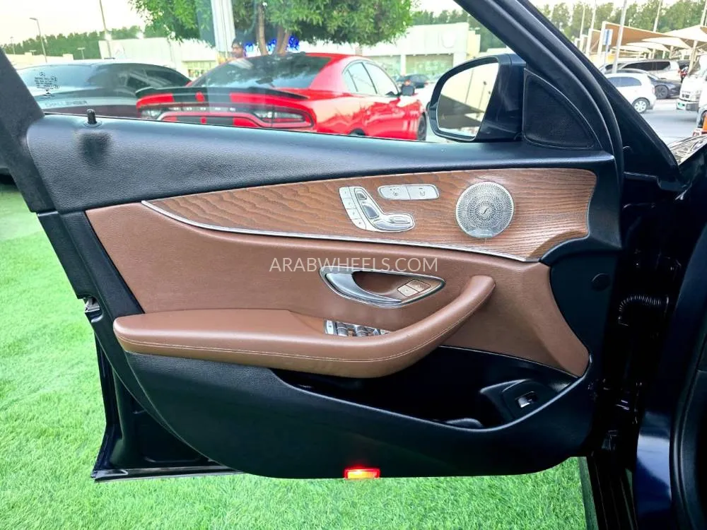 Mercedes Benz E Class 2020 for Sale in Sharjah Image-8