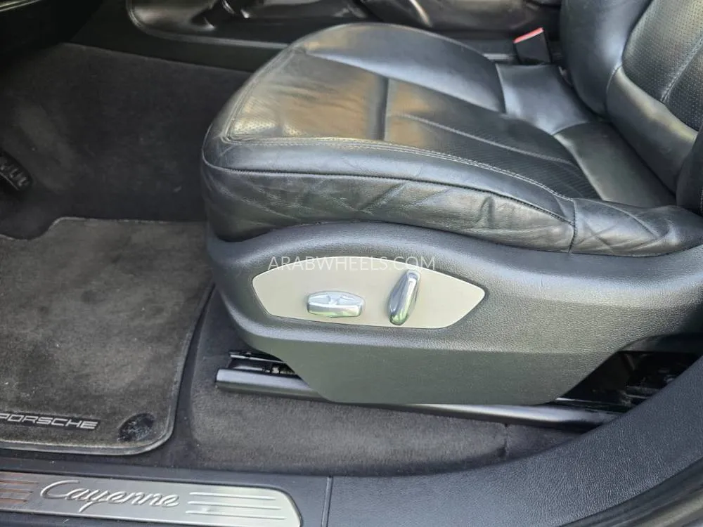 بورشه كايين 2013 for Sale in الشارقة Image-8