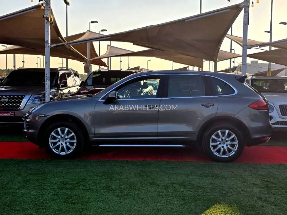 بورشه كايين 2013 for Sale in الشارقة Image-17