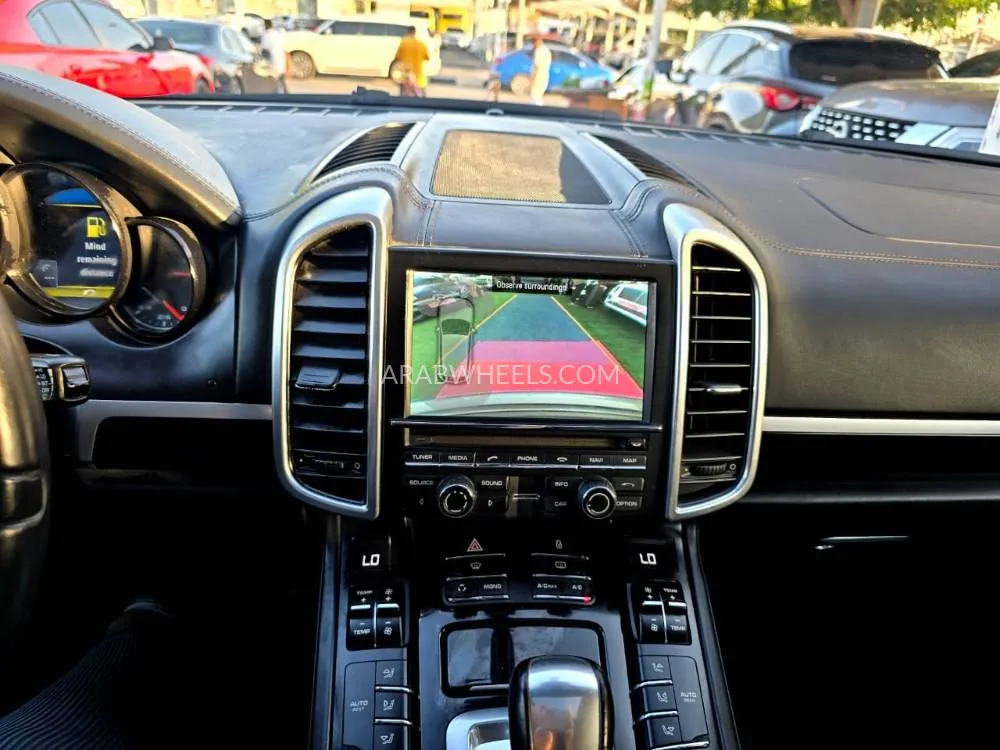 بورشه كايين 2013 for Sale in الشارقة Image-21