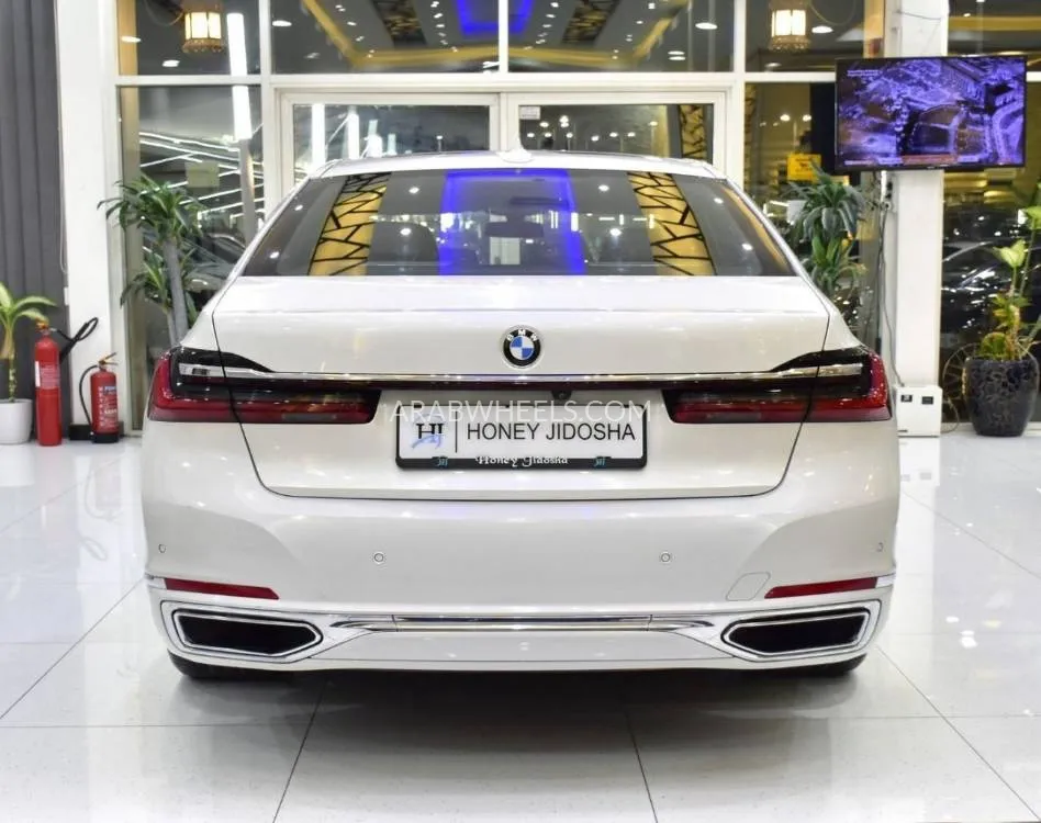 BMW 7 series 2022 for Sale in Dubai Image-5
