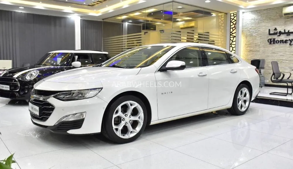 Chevrolet Malibu 2019 for Sale in Dubai Image-3