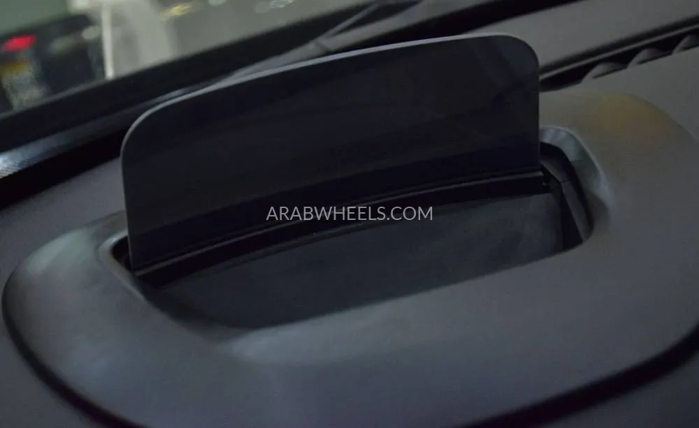 Mini Cooper 2019 for Sale in Dubai Image-15