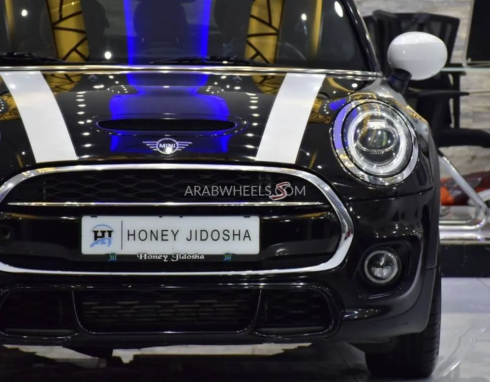 Mini Cooper 2021 for Sale in Dubai Image-4