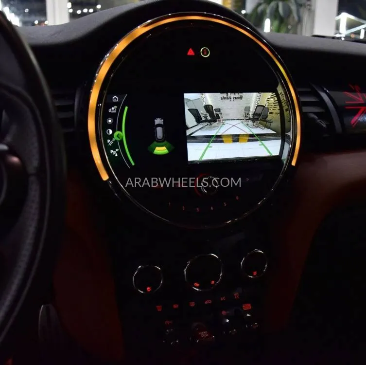 Mini Cooper 2021 for Sale in Dubai Image-15