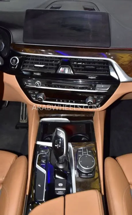 BMW 5 series 2017 for Sale in Dubai Image-17
