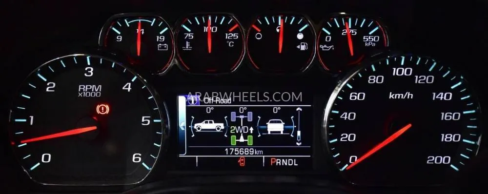 Chevrolet Silverado 2017 for Sale in Dubai Image-13