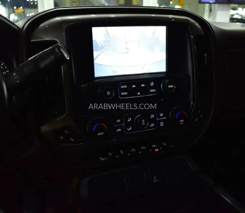 Chevrolet Silverado 2017 for Sale in Dubai Image-14