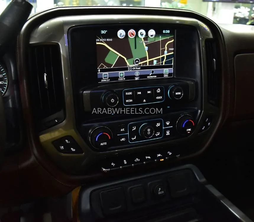 Chevrolet Silverado 2017 for Sale in Dubai Image-16