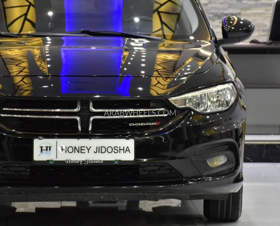 Dodge Neon 2017 for Sale in Dubai Image-4