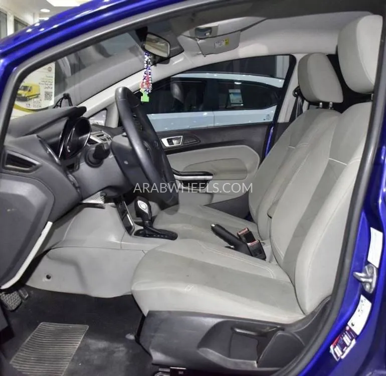 Ford Fiesta 2015 for Sale in Dubai Image-10