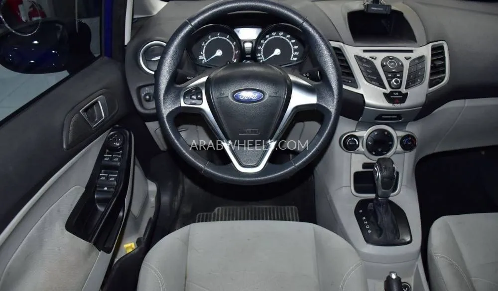 Ford Fiesta 2015 for Sale in Dubai Image-12