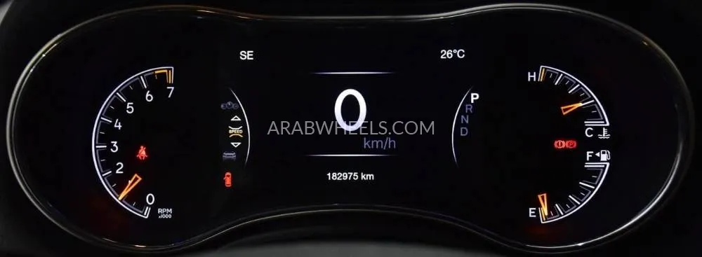 Jeep Cherokee 2017 for Sale in Dubai Image-13