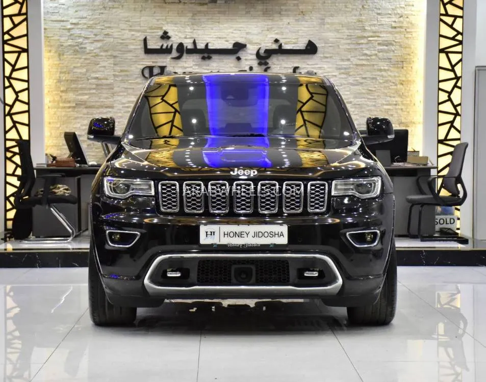 Jeep Cherokee 2018 for Sale in Dubai Image-2