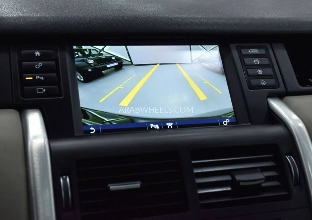 Land Rover Discovery Sport 2018 for Sale in Dubai Image-15