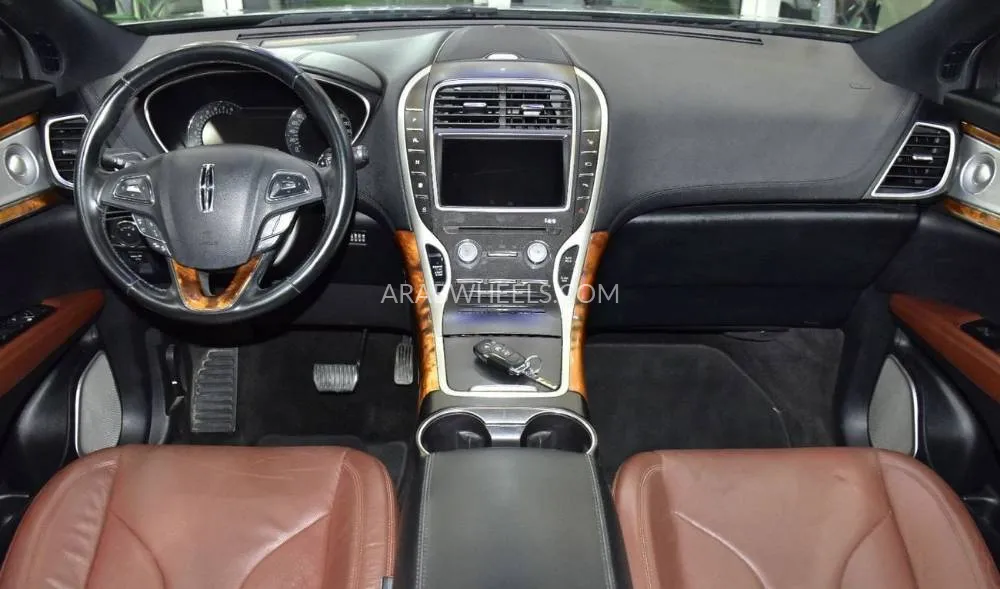 Lincoln MKX 2016 for Sale in Dubai Image-11