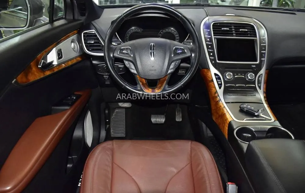 Lincoln MKX 2016 for Sale in Dubai Image-12