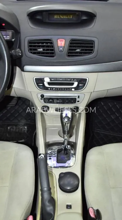 Renault Megane 2015 for Sale in Dubai Image-14