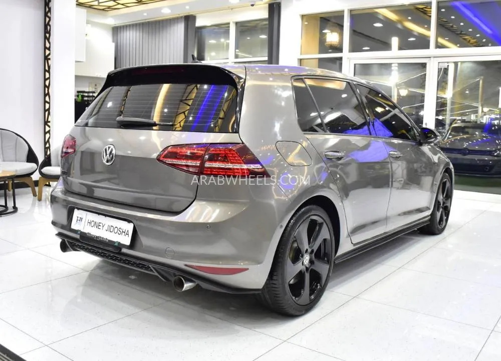 Volkswagen Golf GTI 2017 for Sale in Dubai Image-5