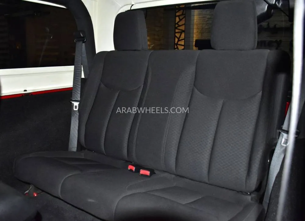 Jeep Wrangler 2014 for Sale in Dubai Image-15
