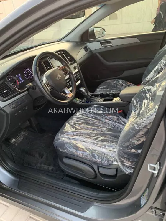 هيونداي سوناتا 2018 for Sale in الشارقة Image-7