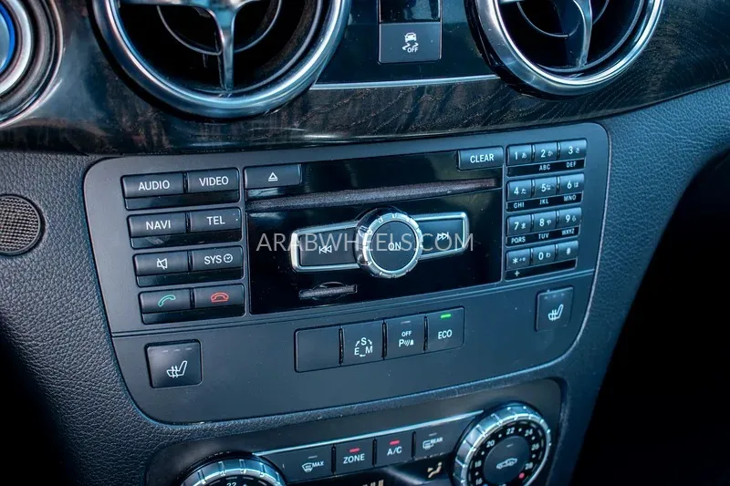 Mercedes Benz GLK Class 2013 for Sale in Dubai Image-18