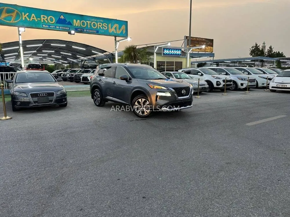 Nissan Rogue 2021 for Sale in Ajman Image-8