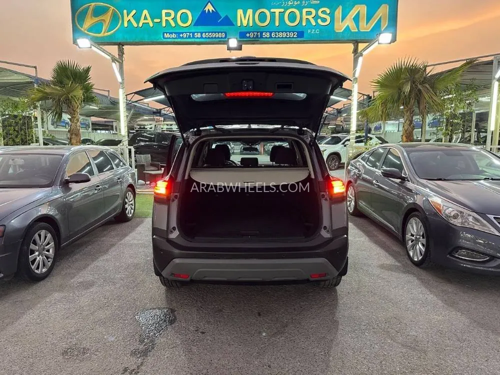 Nissan Rogue 2021 for Sale in Ajman Image-17