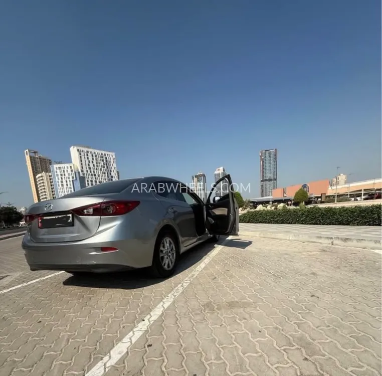 مازدا 3 2015 for Sale in دبي Image-3