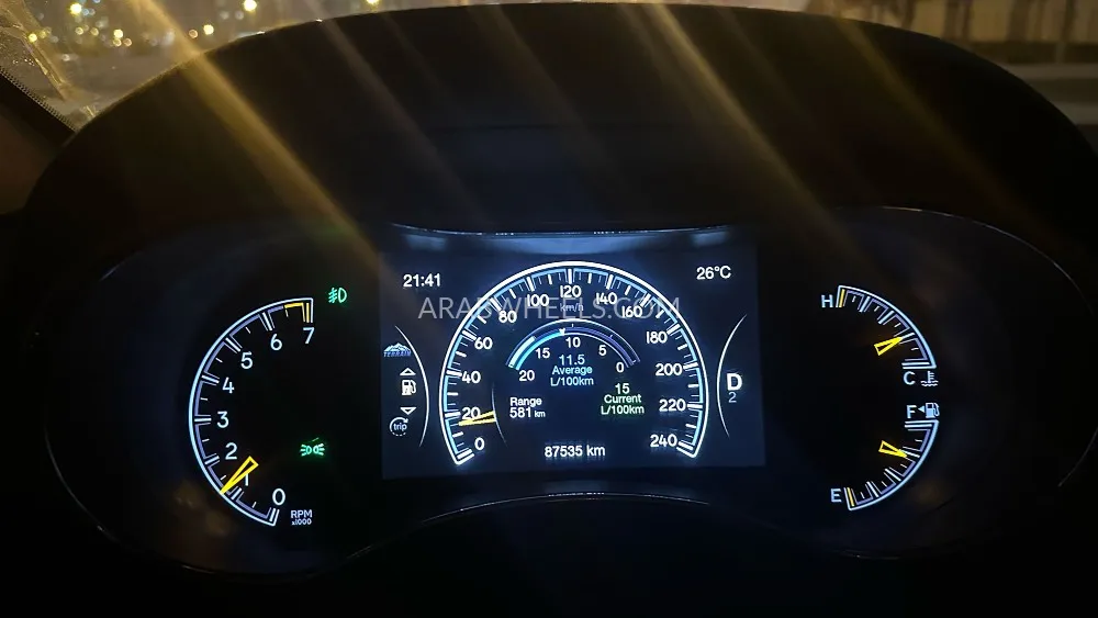 Jeep Grand Cherokee 2020 for Sale in Dubai Image-11