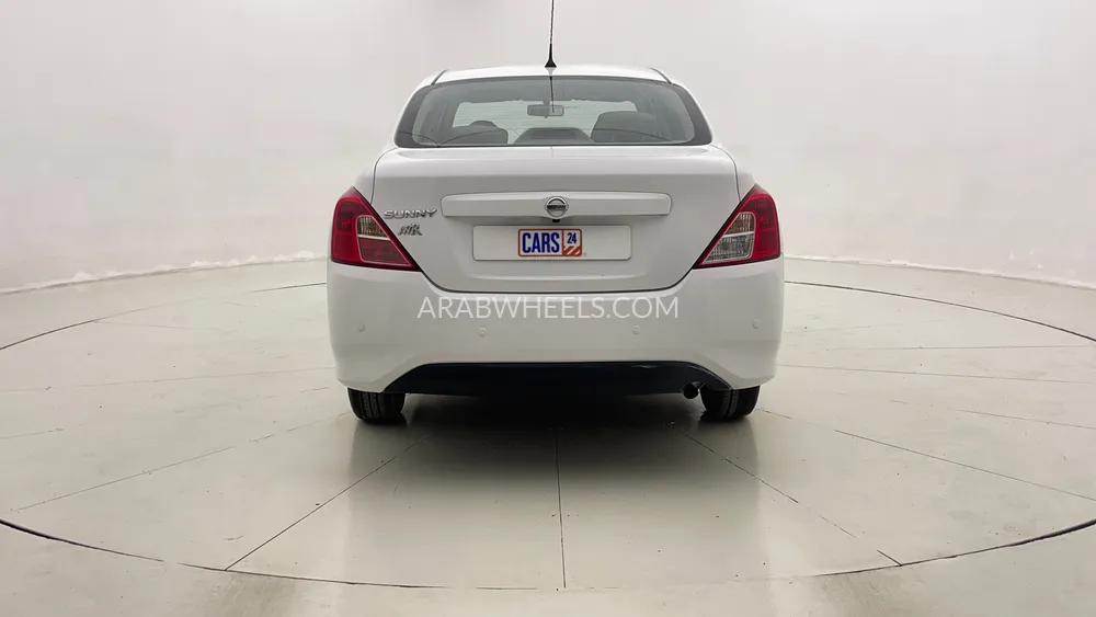 Nissan Sunny 2023 for Sale in Dubai Image-4