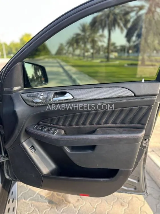 Mercedes Benz GLE Class 2017 for Sale in Dubai Image-16