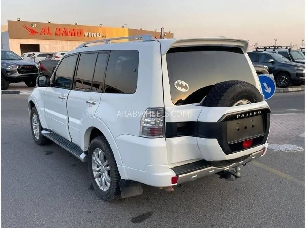 ميتسوبيشي باجيرو 2017 for Sale in دبي Image-4