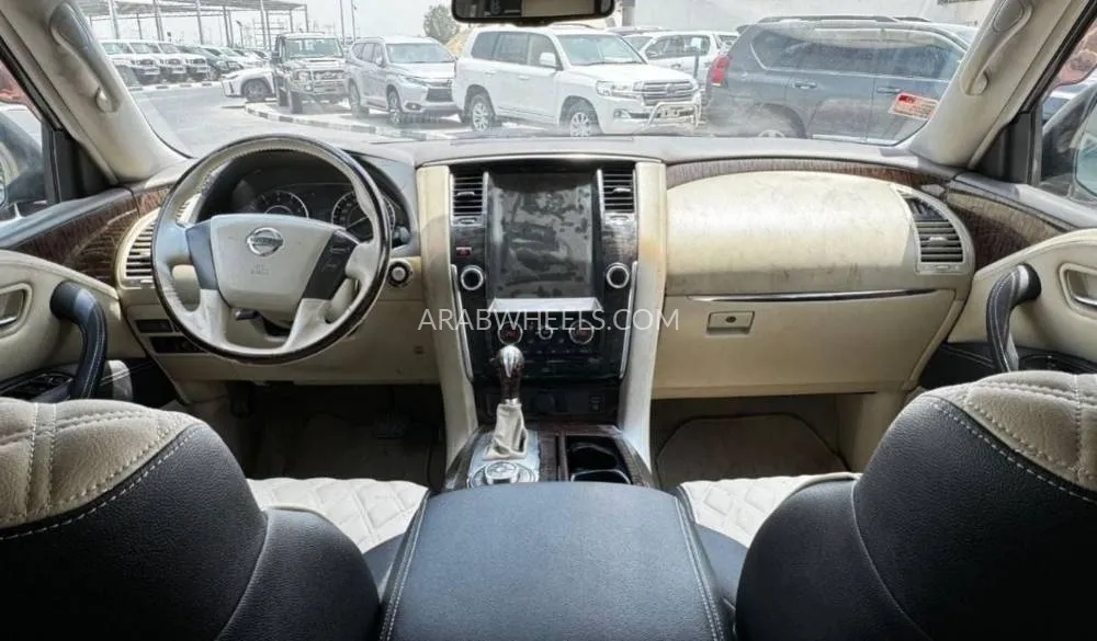 Nissan Patrol 2012 for Sale in Dubai Image-12