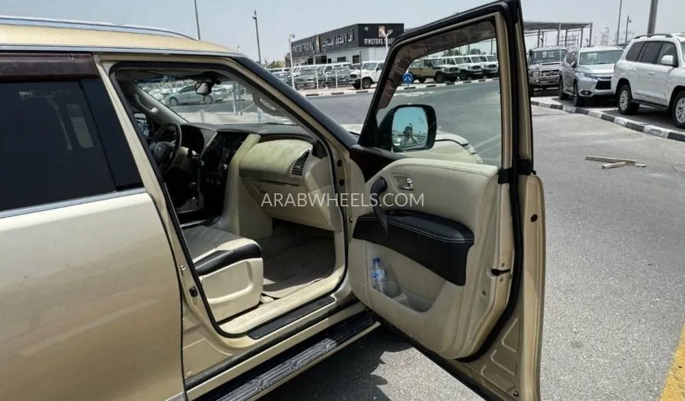 Nissan Patrol 2012 for Sale in Dubai Image-14