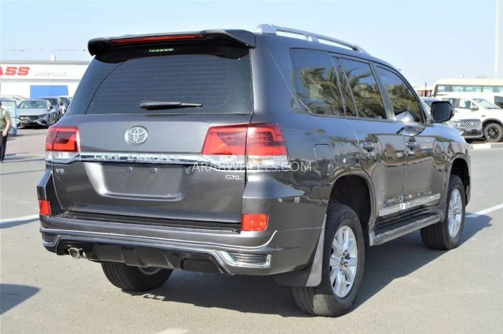 Toyota Land Cruiser 2015 for Sale in Dubai Image-4